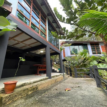 Dr Dusun Hotel Hulu Langat Exterior photo