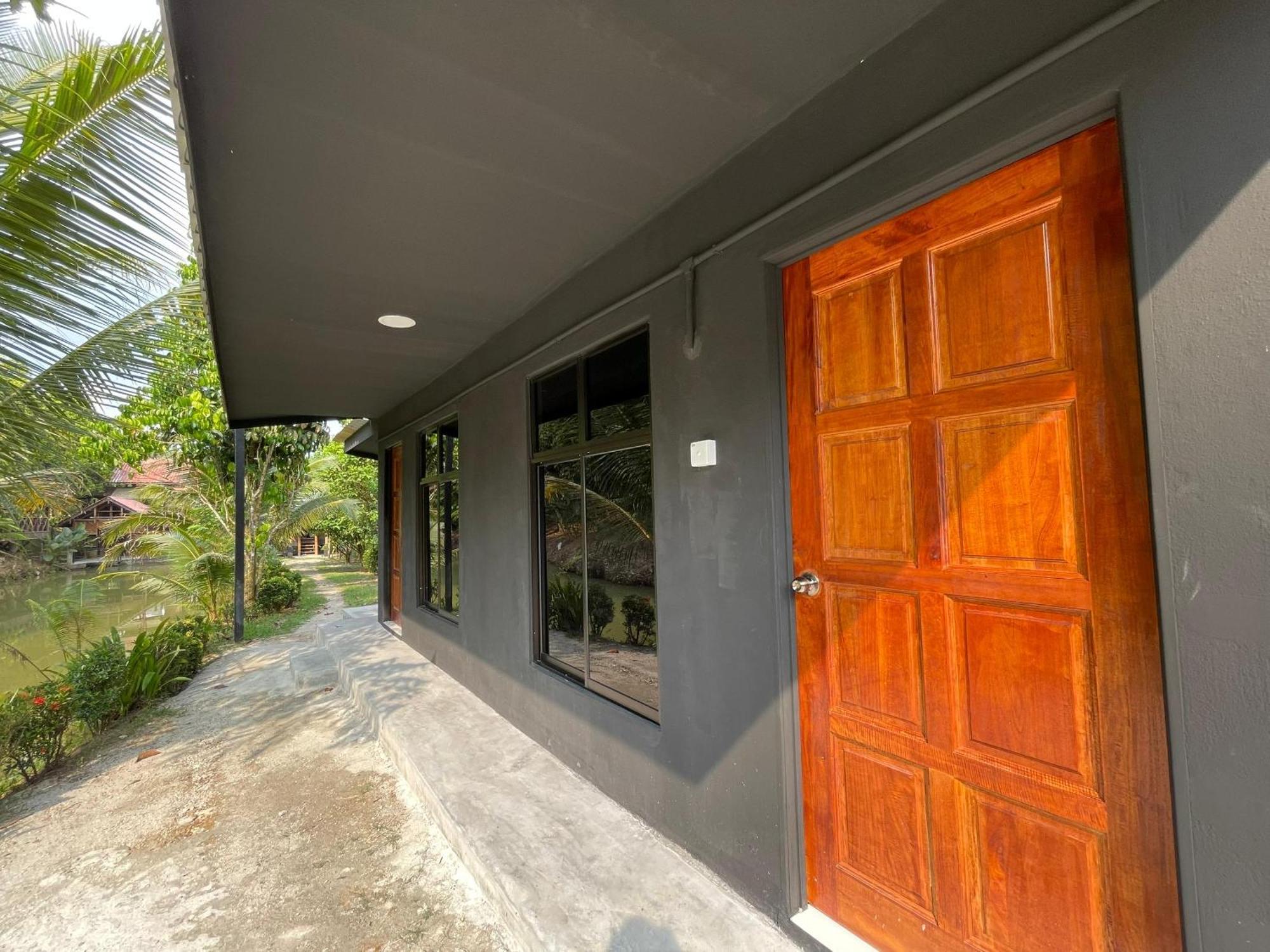 Dr Dusun Hotel Hulu Langat Exterior photo