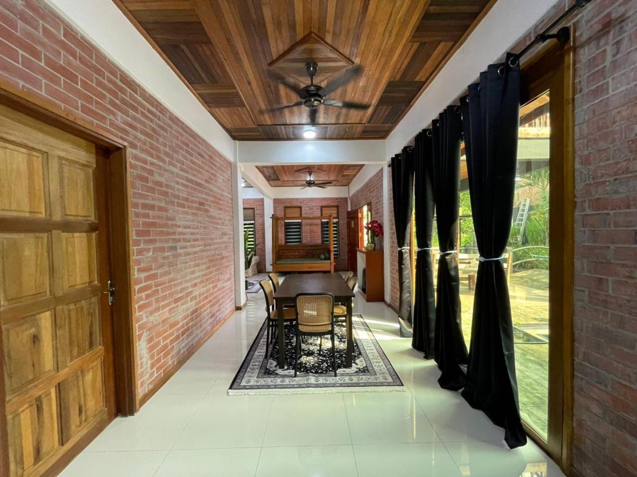 Dr Dusun Hotel Hulu Langat Exterior photo