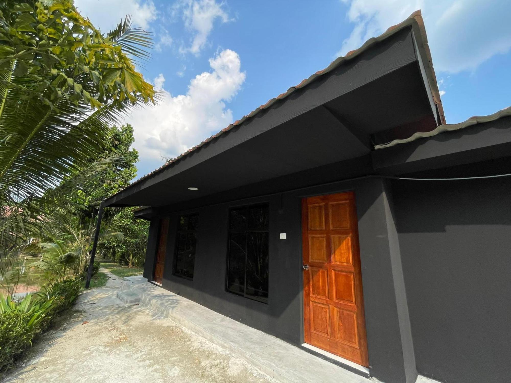 Dr Dusun Hotel Hulu Langat Exterior photo